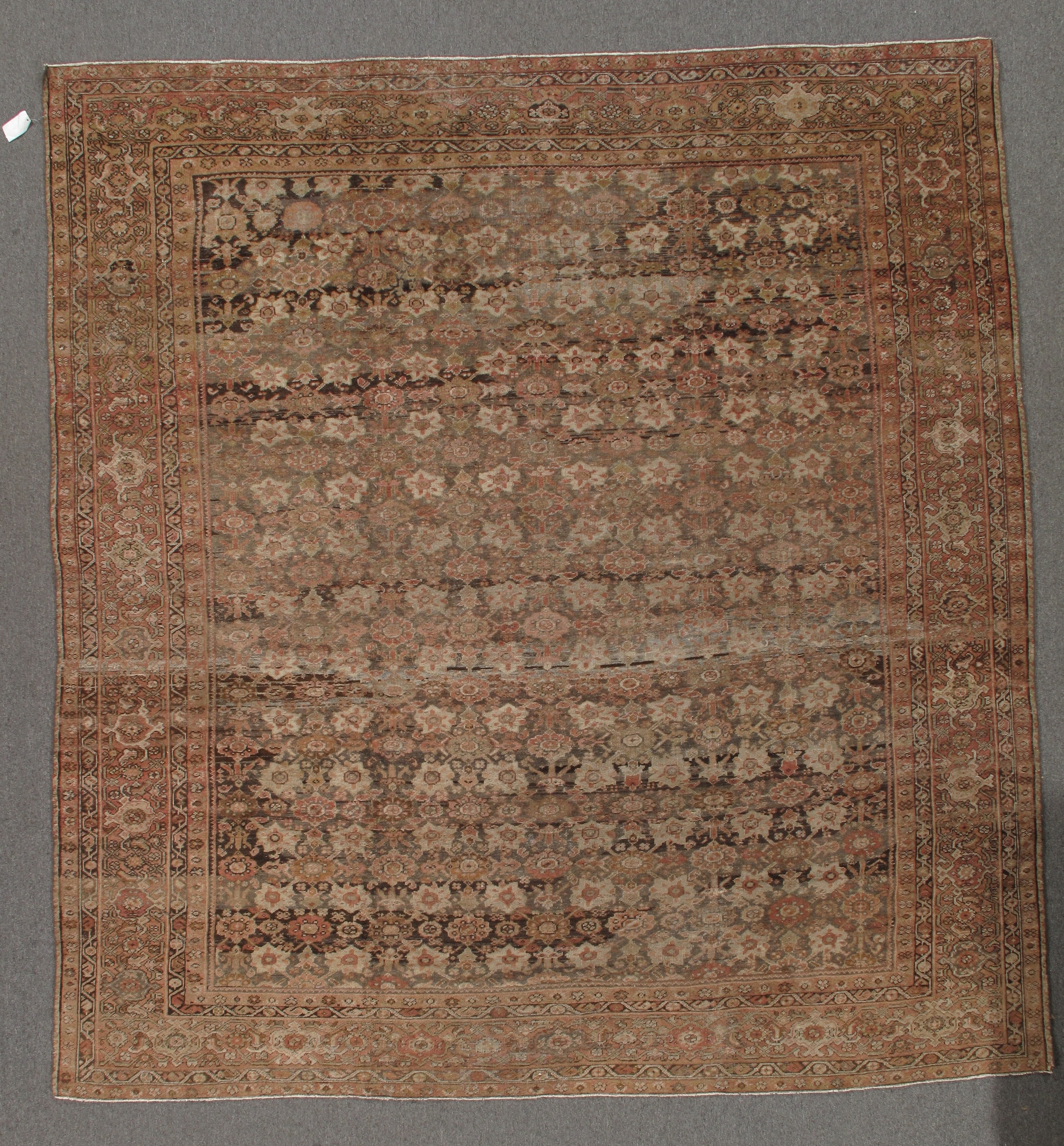 ANTIQUE  SULTANABAD CARPET