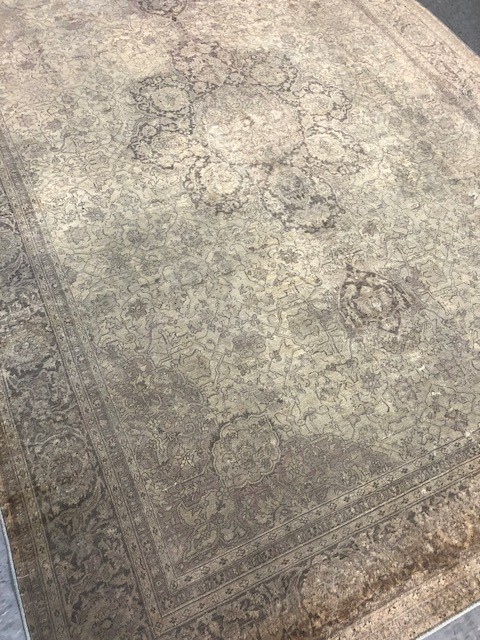 ANTIQUE TABRIZ RUG