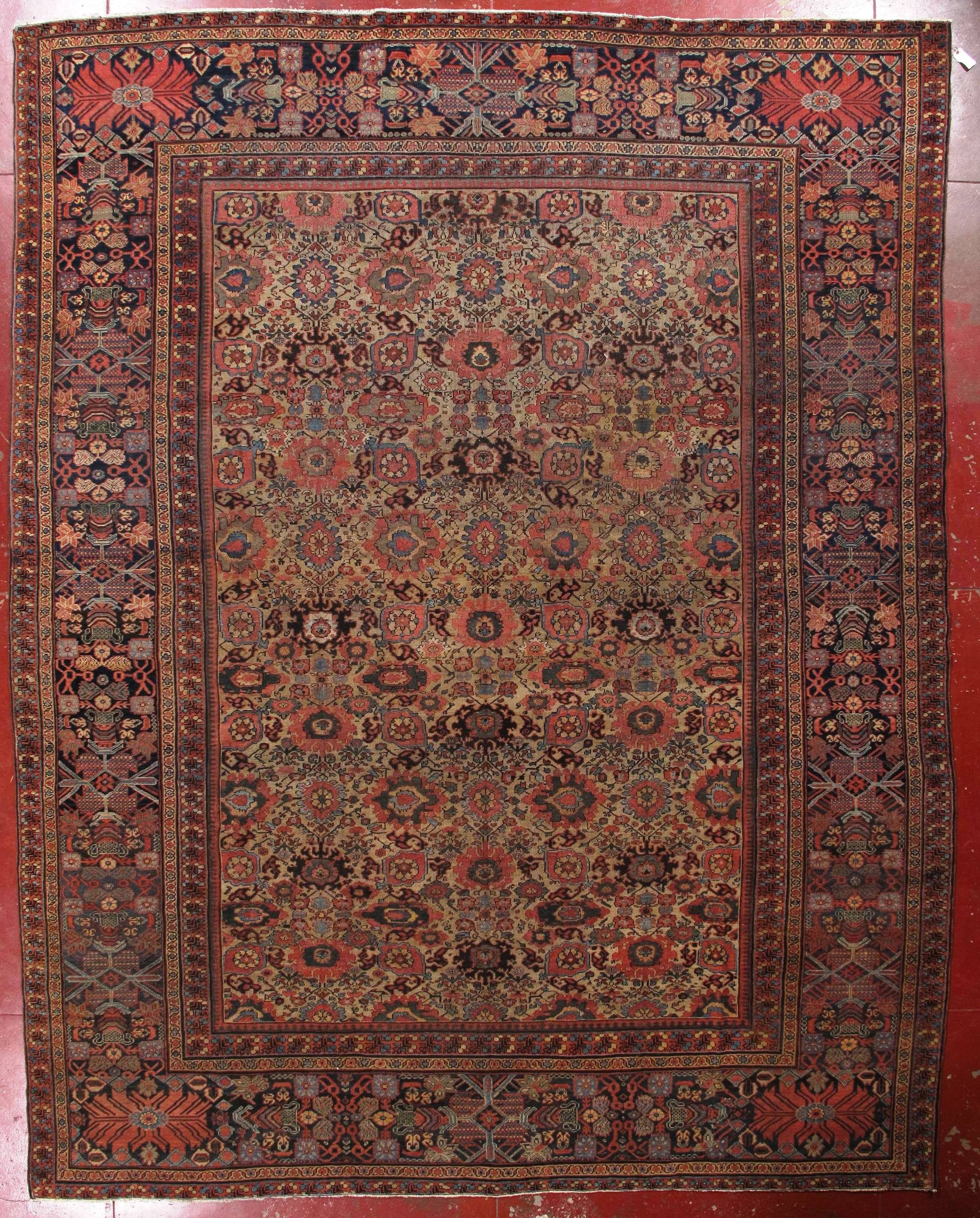 ANTIQUE SULTANABAD CARPET