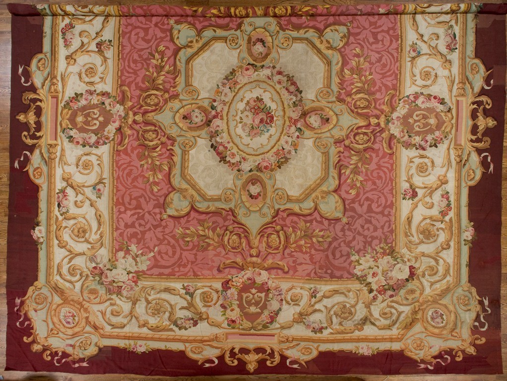 ANTIQUE AUBUSSON CARPET