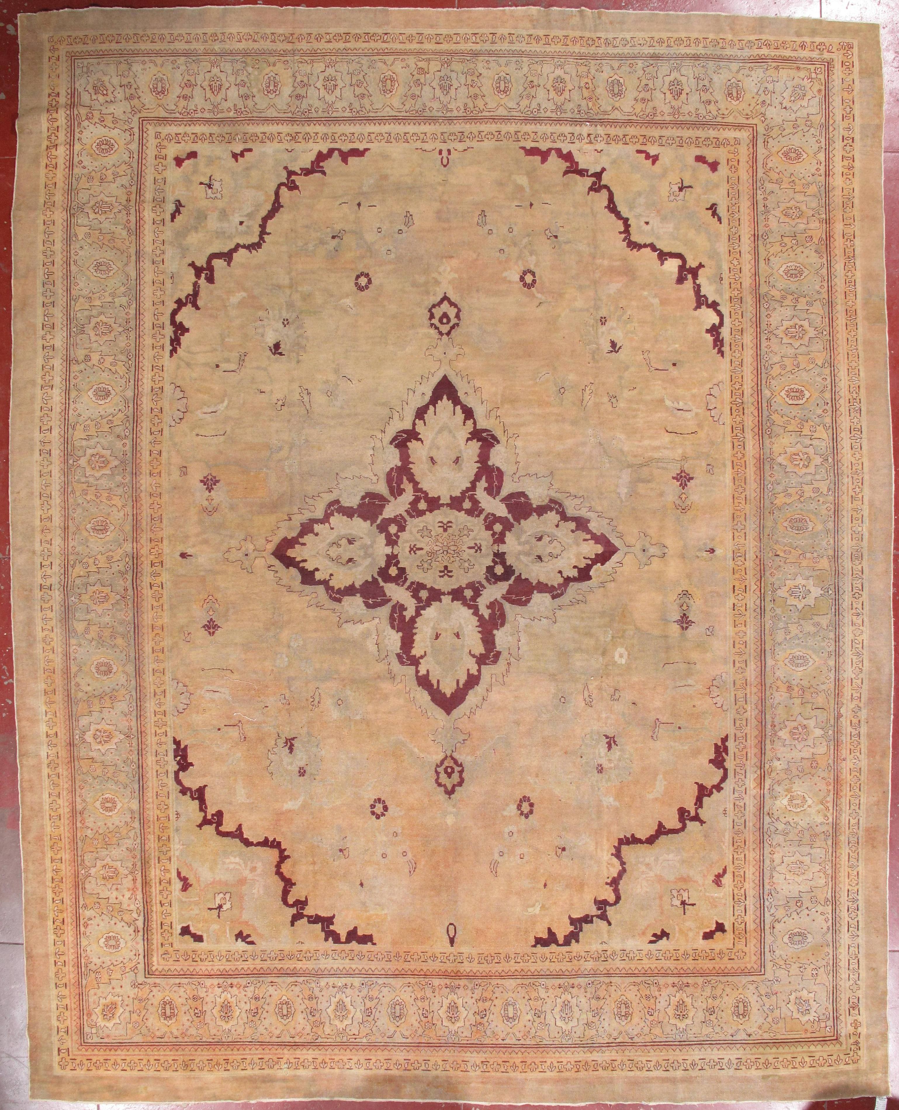 ANTIQUE AMRITSAR CARPET 