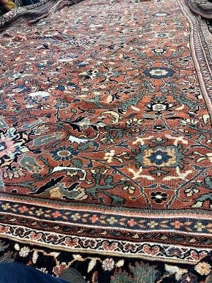 ANTIQUE SULTANABAD CARPET