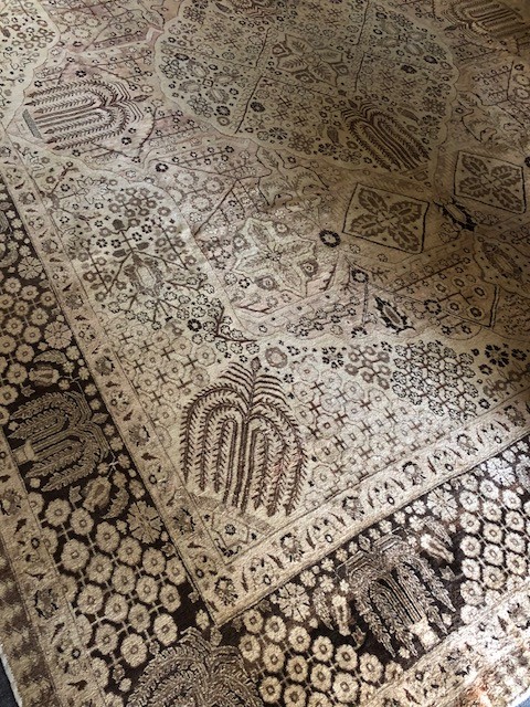 ANTIQUE TABRIZ CARPET