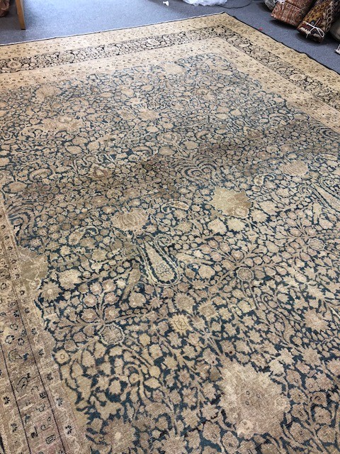 ANTIQUE TABRIZ CARPET 