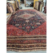 ANTIQUE BIDJAR CARPET