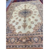 ANTIQUE TABRIZ CARPET