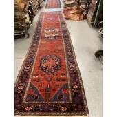 ANTIQUE HAMEDAN RUNNER