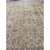 AN ANTIQUE AMRITSAR RUG