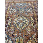 ANTIQUE TABRIZ CARPET